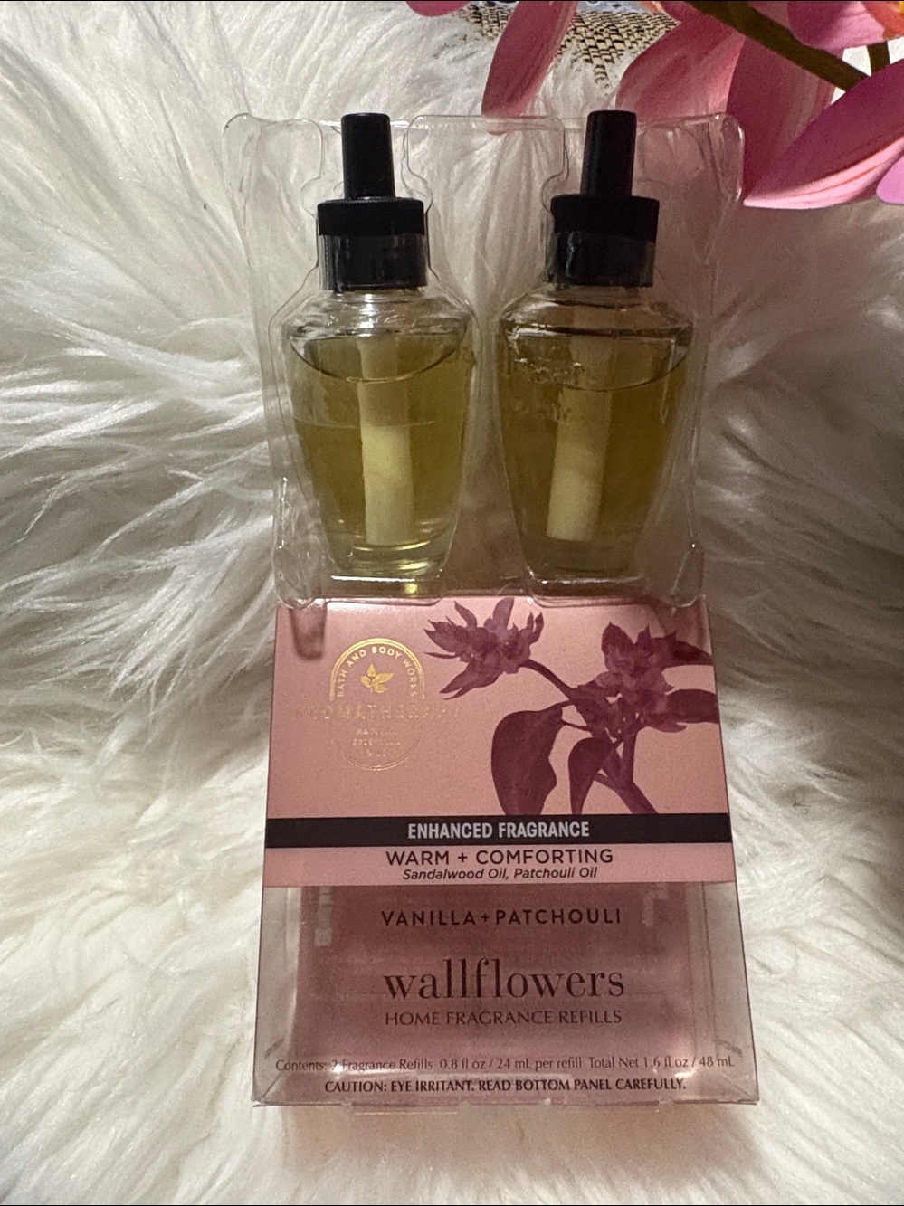 Bath and Body Works Vanilla + Patchouli Wallflowers Refill 2 Pk - Picture 4 of 6